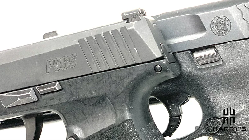 Sig P365 vs SW Shield controls