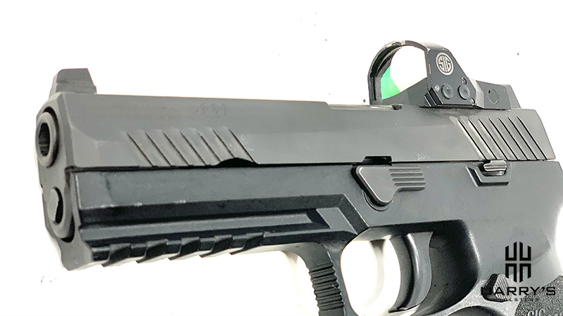 Glock 17 vs Sig P320 sig slide