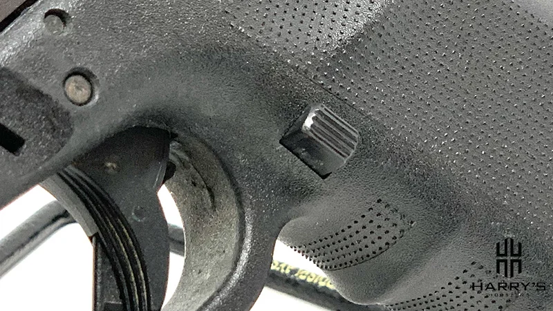 Glock 19 vs Glock 43 19 magazine release