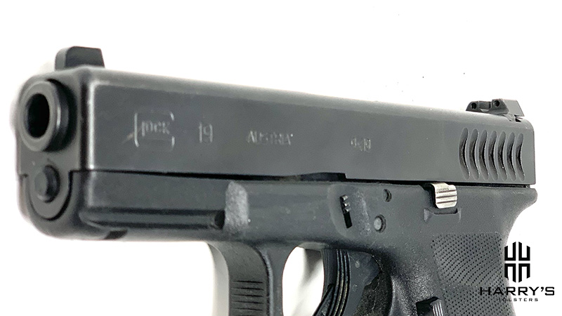 Glock 19 vs SW M_P 2.0 Compact Glock slide