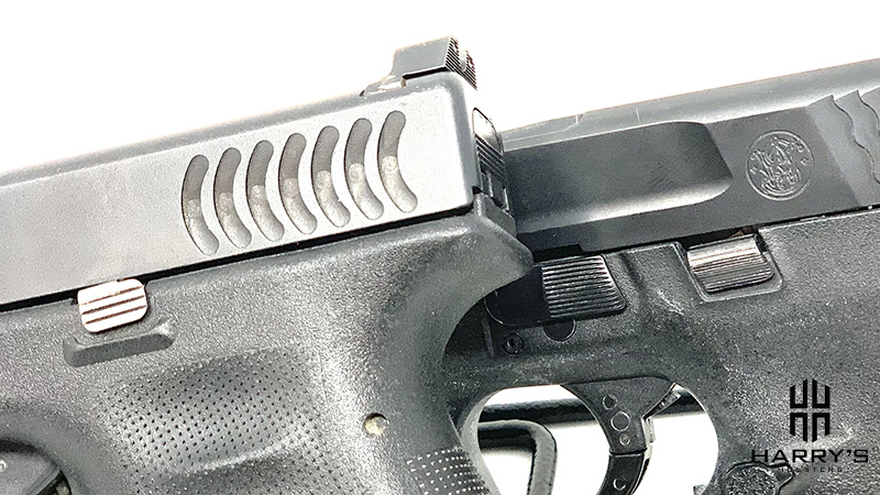 Glock 19 vs SW Shield controls