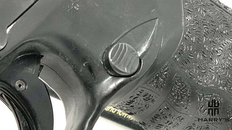 Glock 19 vs Walther PPQ magazine release PPQ