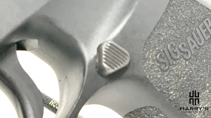 HK P30 vs Sig P320 magazine release