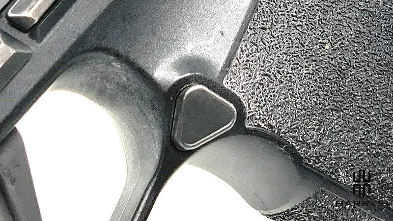 HK VP9SK vs Sig P365XL mag release