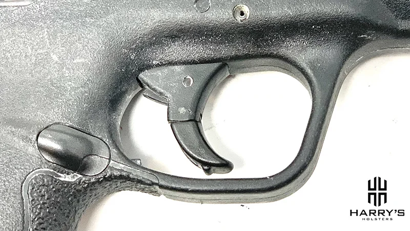 SW M_P 2.0 Compact vs Shield trigger