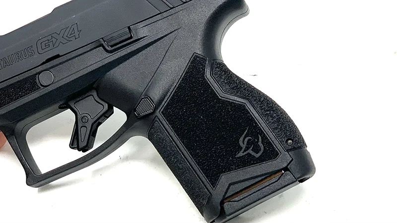 Taurus GX4 Review Grip
