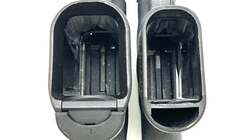 Glock 19 vs 43x Magwell