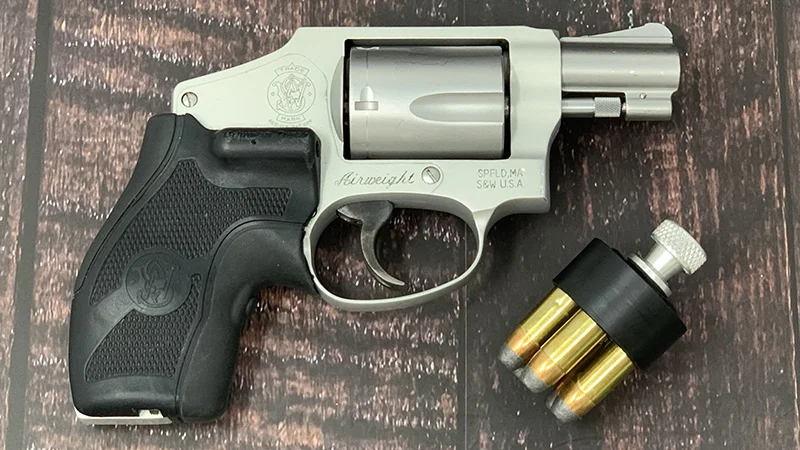 Smith and Wesson 642 Review speedloader