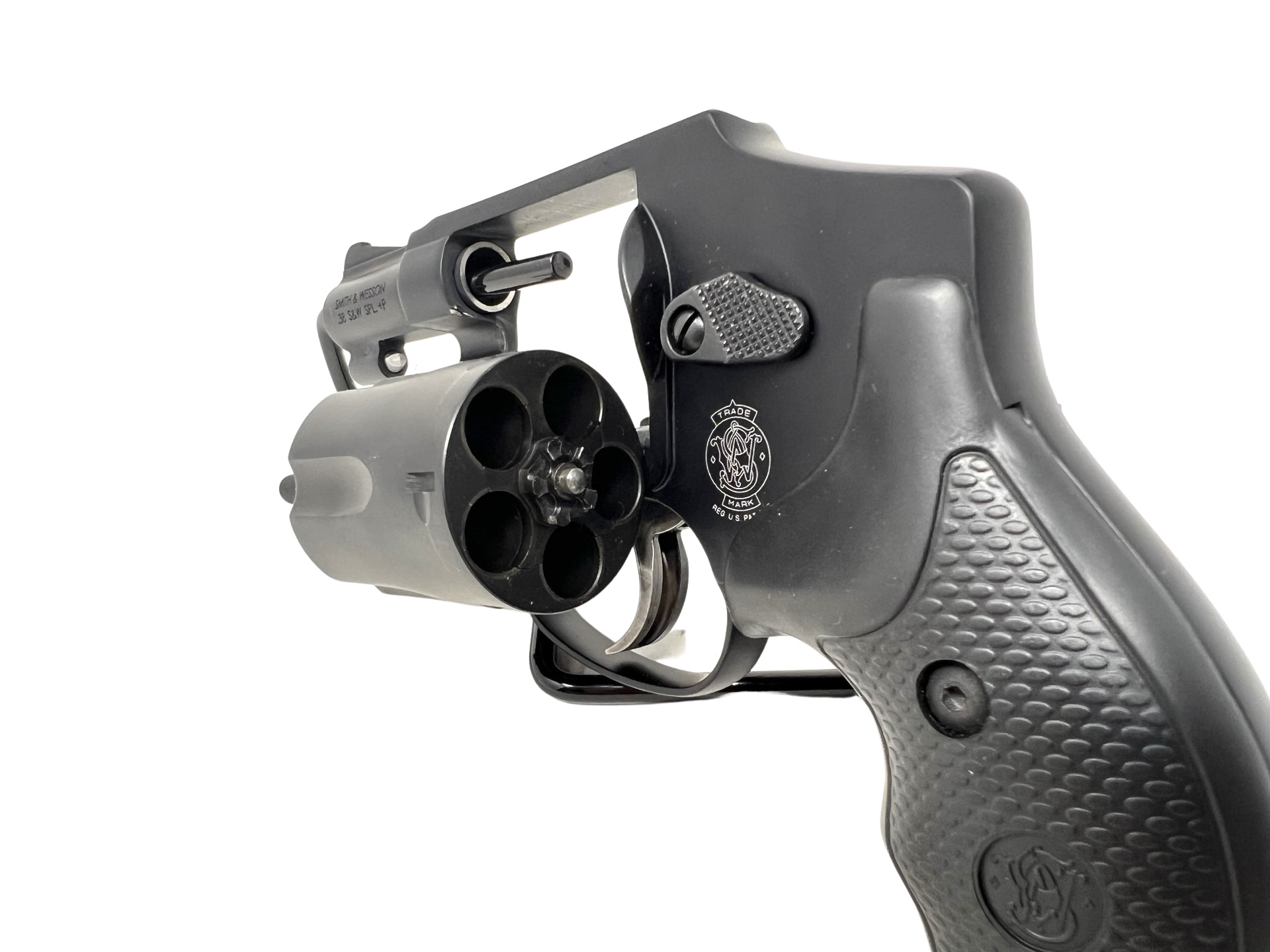 Smith and Wesson 442 Review clyinder open