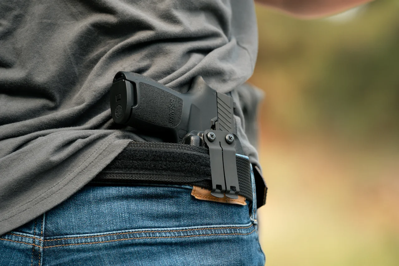 Sig P320 Holster with zero cant behind the hip