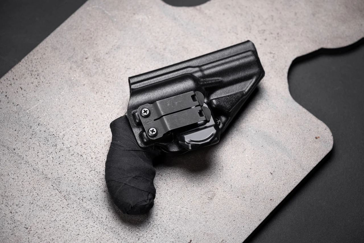 Taurus 856 IWB holster
